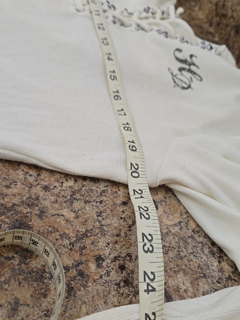 Womens XL Harley DavidsonWhite Lace-Up Hooded Long Sleeve Top with Script Detail - Picture 8 of 10
